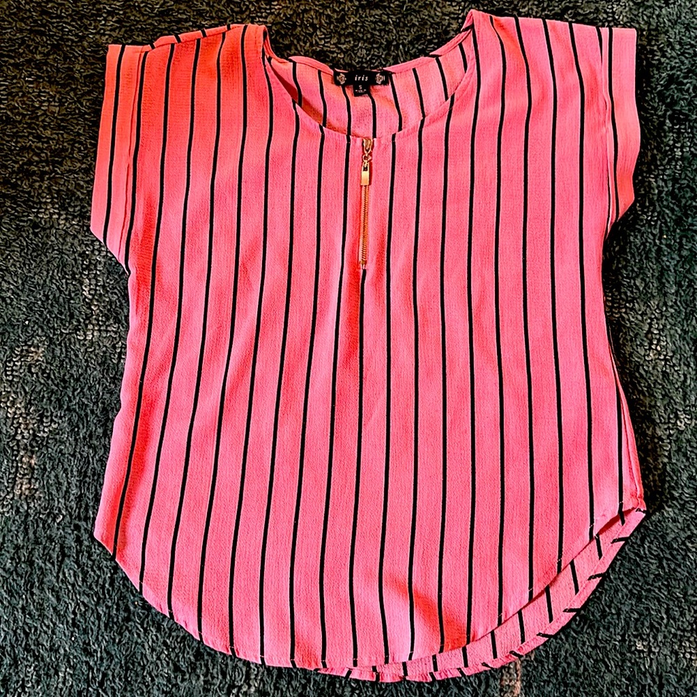 Pink strip shirt. With a zipper you can adjust